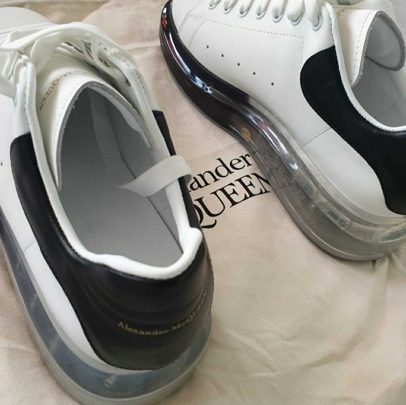 Instagram@trendin_outfitz designer shoes - Picture 2 of 8